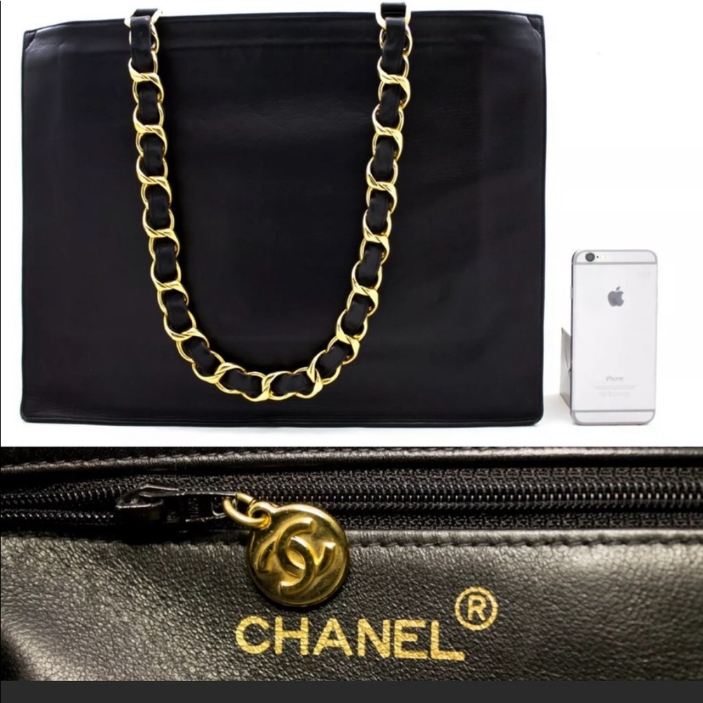 RARE🔥XLARGE🔥Chanel lambskin tote - Picture 3 of 8
